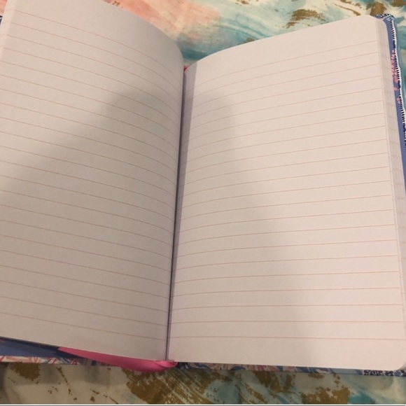 Lilly Pulitzer journal & pen set Kaleidoscope Coral - Picture 3 of 3